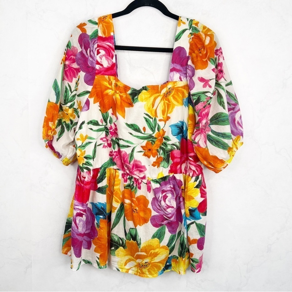 [Unique Spectrum] Classic Floral Blouse